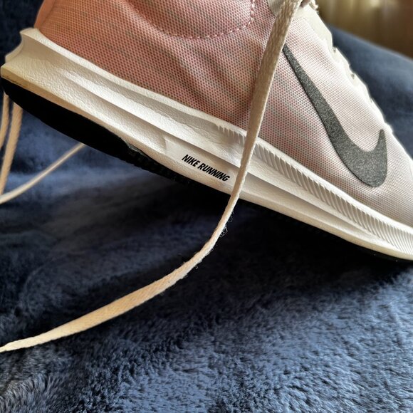 Nike Womens Downshifter 8/Vast Grey/Black/Pink Foam/ Size 8- Womens Running Shoe - Picture 6 of 14